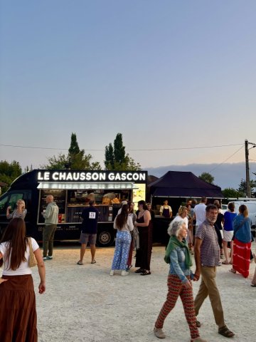 Chaussons Gascons : le foodtruck incontournable de la saison des marchés automne/hiver