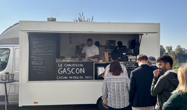 Le Chausson Gascon : le food truck qui revisite les plats français sur les festivals